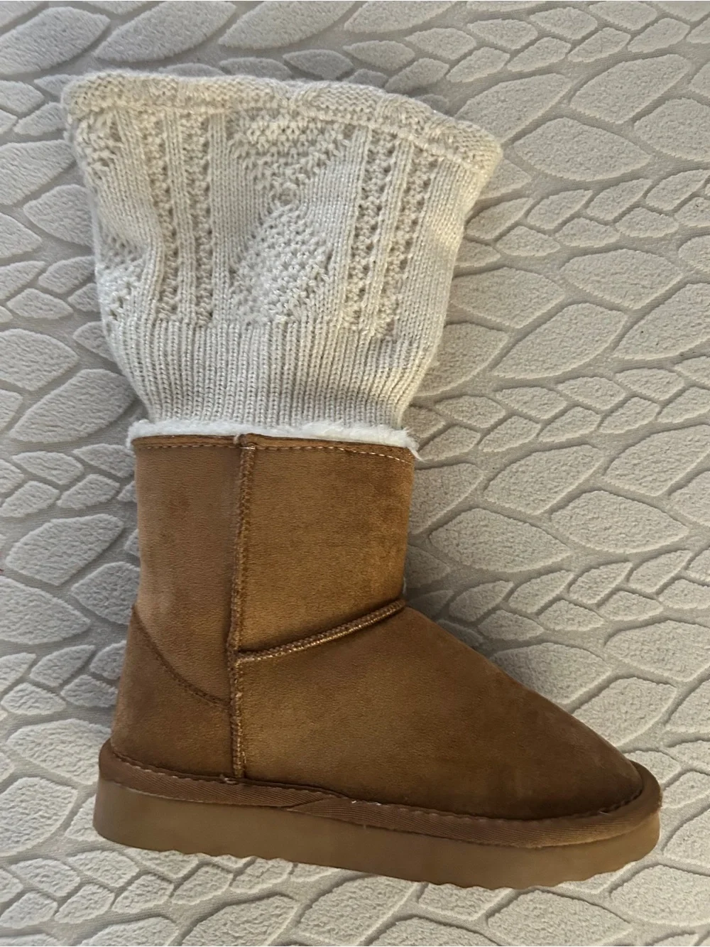 Steve Madden Cream Sweater Cuff Kids Boots w/Colorful Embroidered Patch Accents